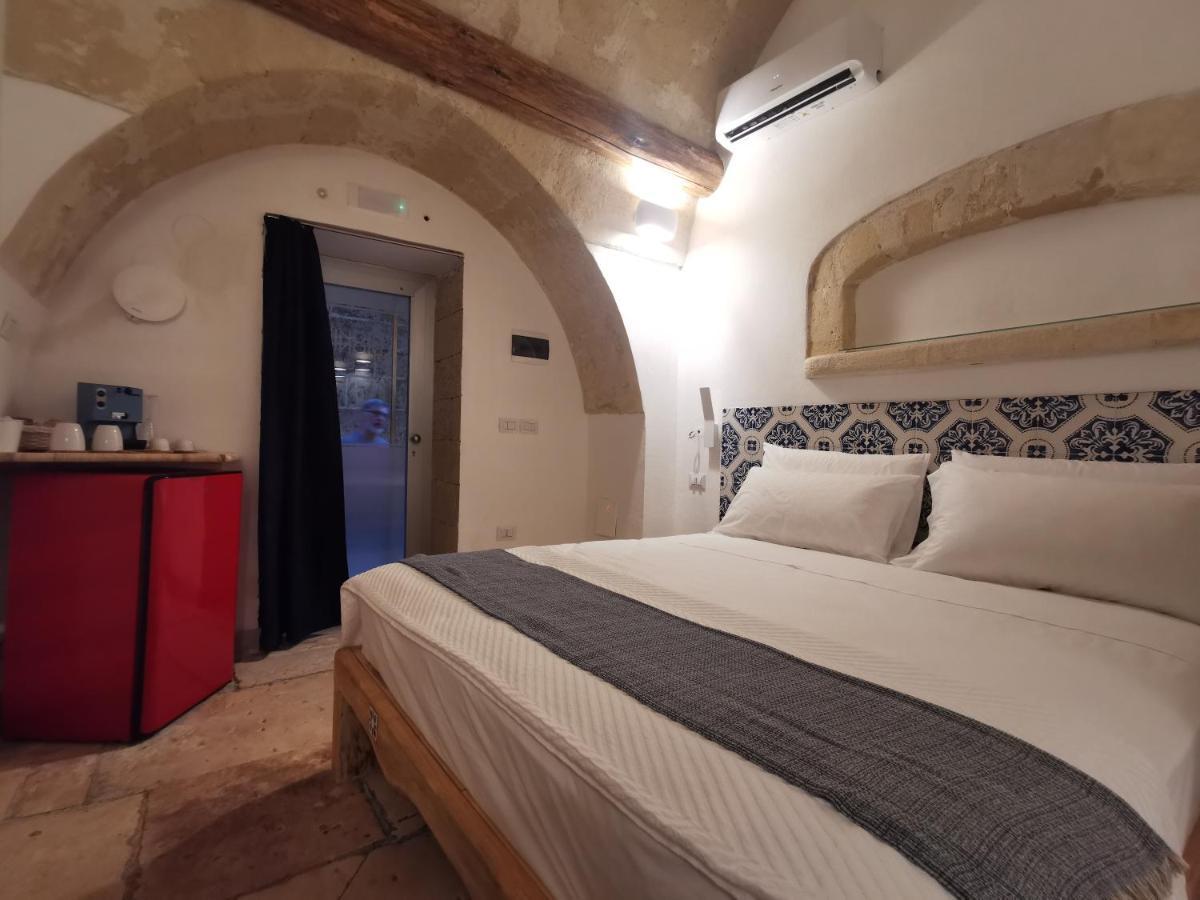 塔兰托Dioniso Bed & Wellness住宿加早餐旅馆 外观 照片